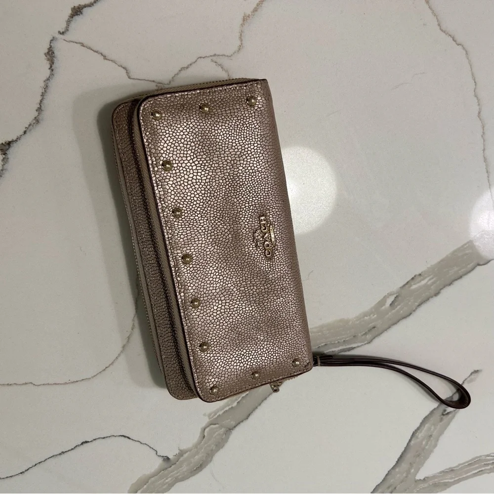 COACH Pebbled Leather Long Zip Around Wallet Rose Gold